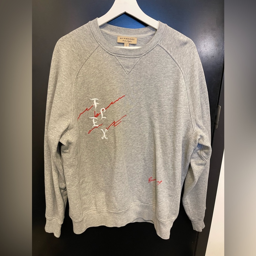 Burberry mens sweater grey size small